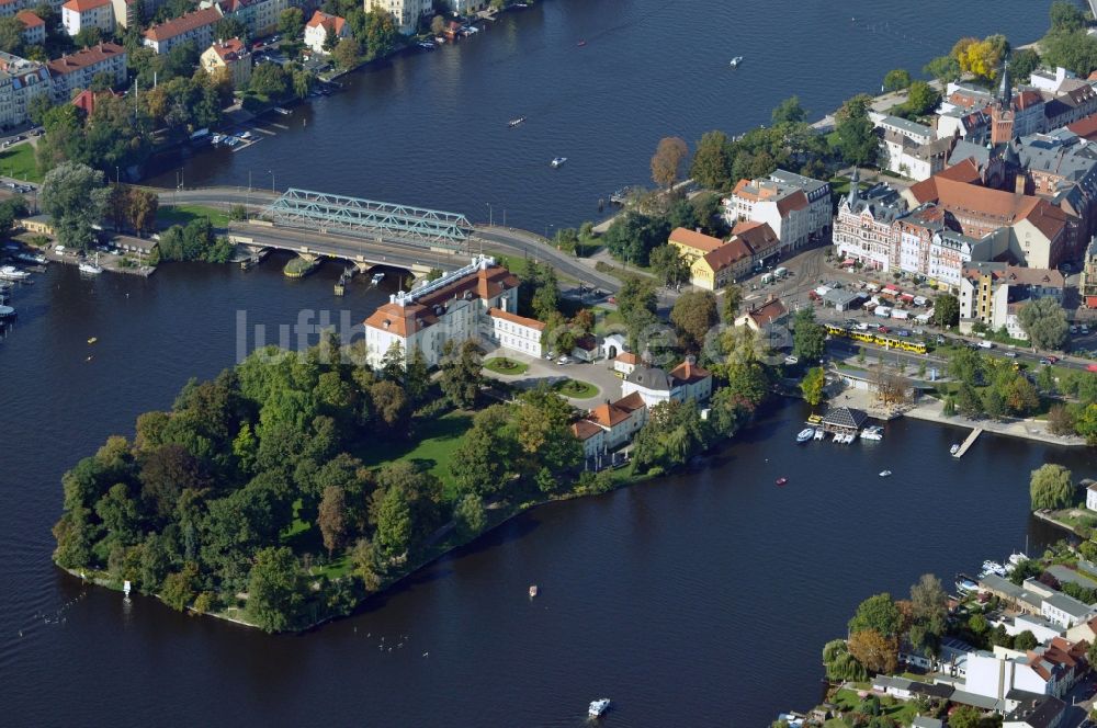 Berlin OT Köpenick aus der Vogelperspektive: Schlossinsel im Ortsteil Köpenick in Berlin