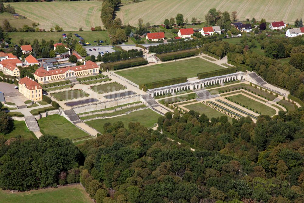 Heidenau aus der Vogelperspektive: Schloßpark Barockgarten Großsedlitz in Heidenau im Bundesland Sachsen, Deutschland