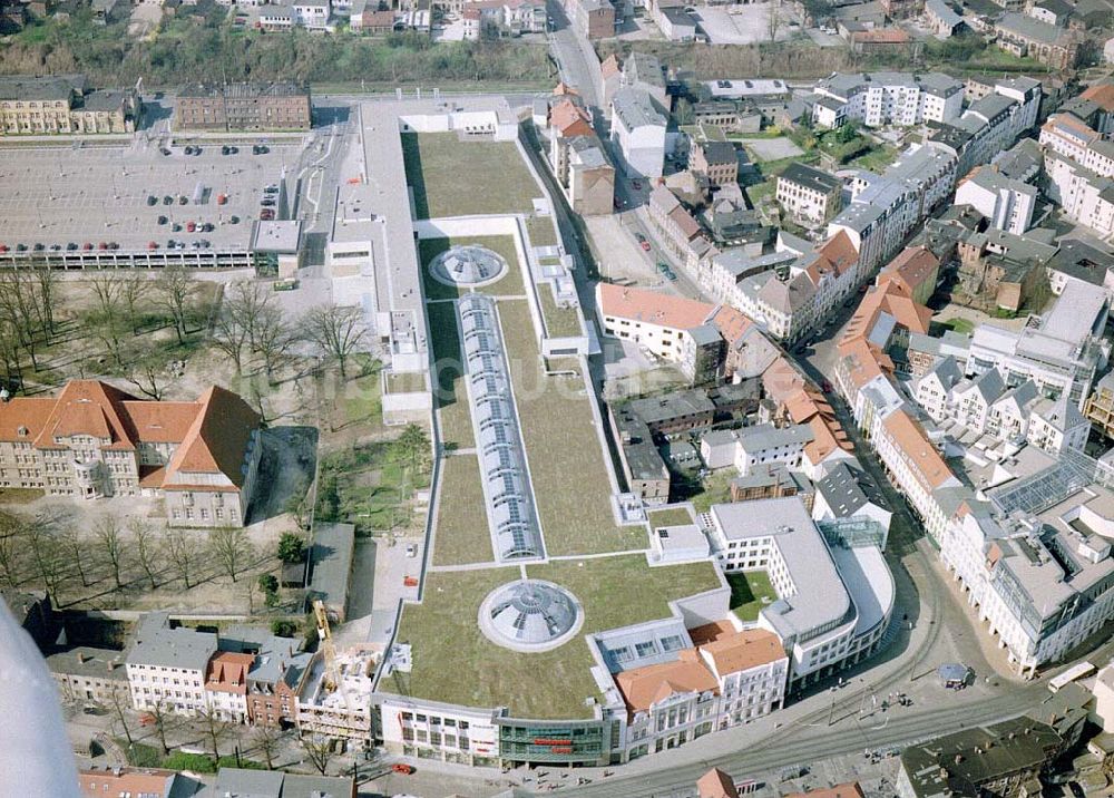 Luftaufnahme Schwerin / MV - Schloßpark Center in Schwerin.