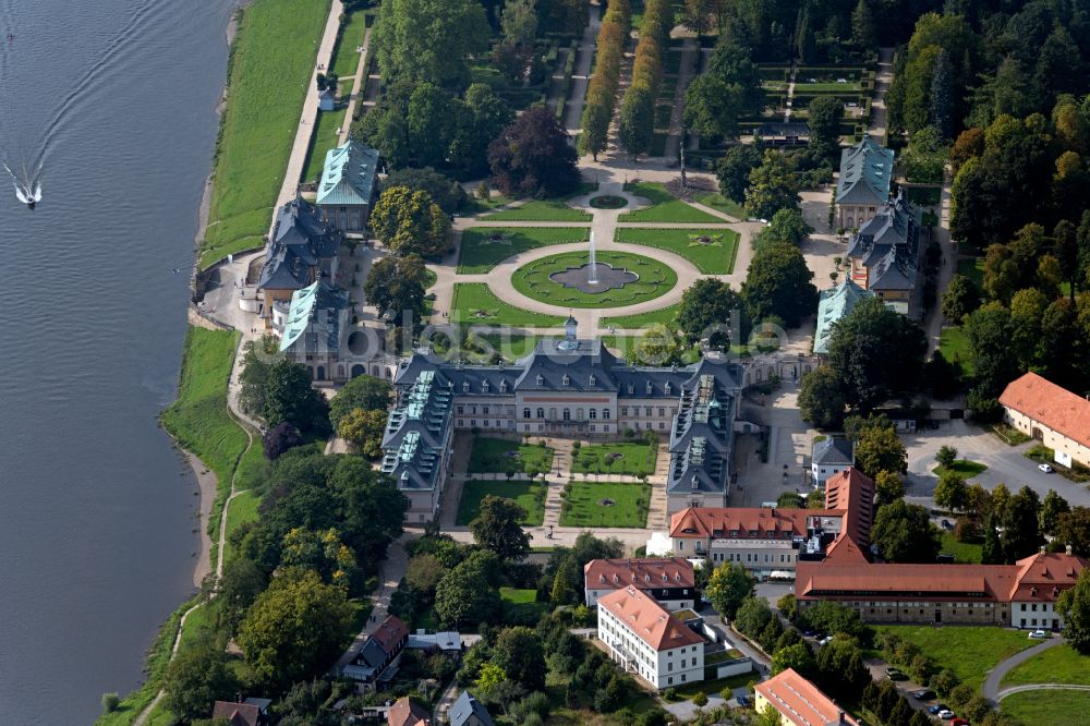 Luftaufnahme Dresden - Schlosspark in Dresden im Bundesland Sachsen, Deutschland