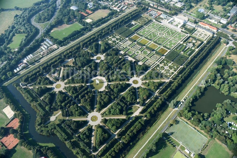 Luftbild Hannover - Schloßpark von Schloß Herrenhausen in Hannover im Bundesland Niedersachsen