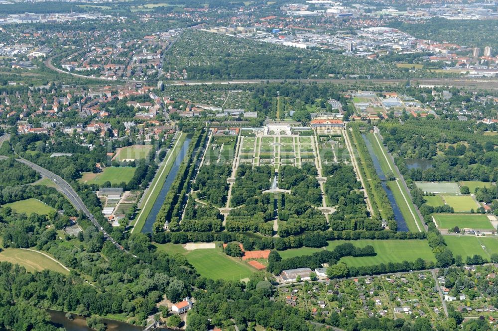 Luftbild Hannover - Schloßpark von Schloß Herrenhausen in Hannover im Bundesland Niedersachsen