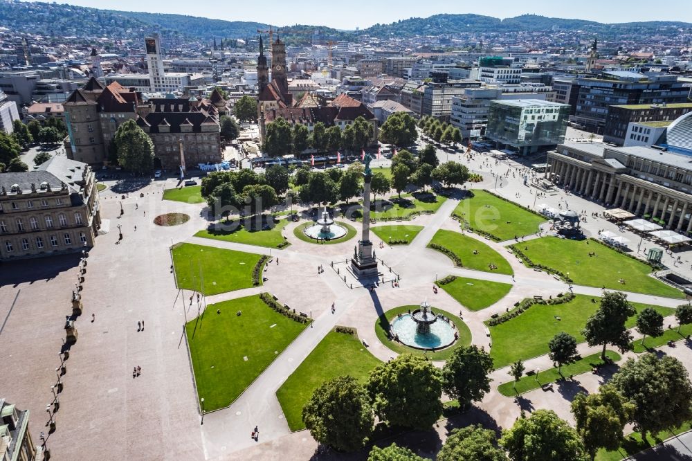 Luftaufnahme Stuttgart - Schlossplatz im Innenstadt- Zentrum in Stuttgart im Bundesland Baden-Württemberg