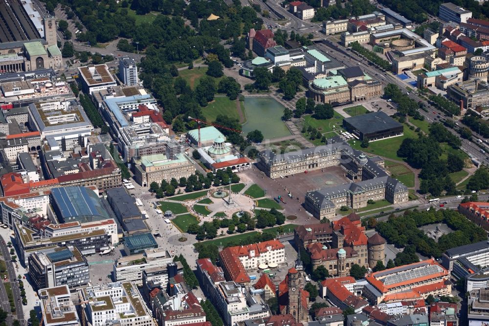 Stuttgart aus der Vogelperspektive: Schlossplatz in Stuttgart im Bundesland Baden-Württemberg