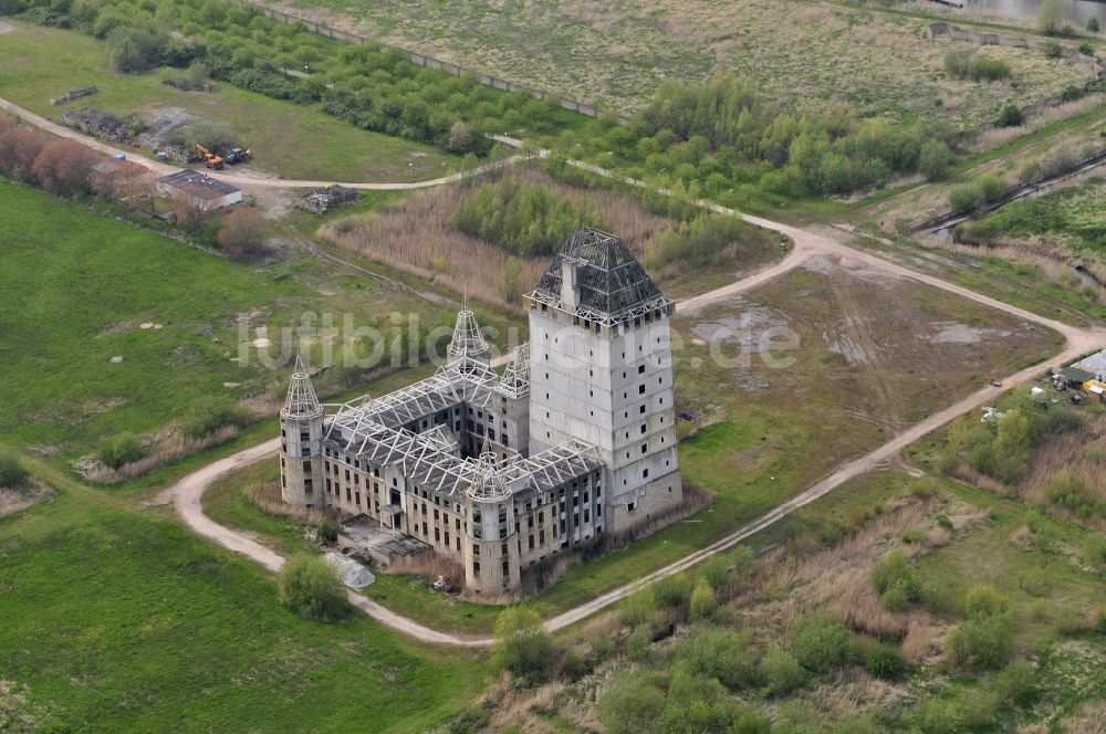 Almere von oben - Schlossruine in Almere in Flevoland, Niederlande