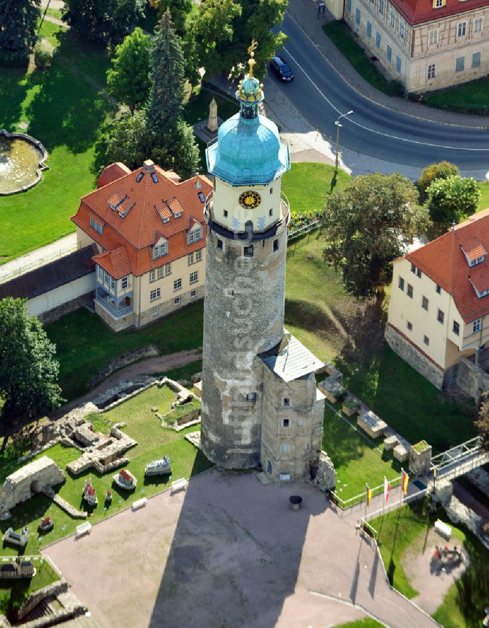 Arnstadt von oben - Schlossruine und Turm Neideck in Arnstadt, Thüringen