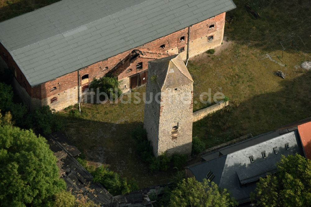 Beyernaumburg aus der Vogelperspektive: Schloßturm am Schloß auf dem Schloßberg in Beyernaumburg im Bundesland Sachsen-Anhalt