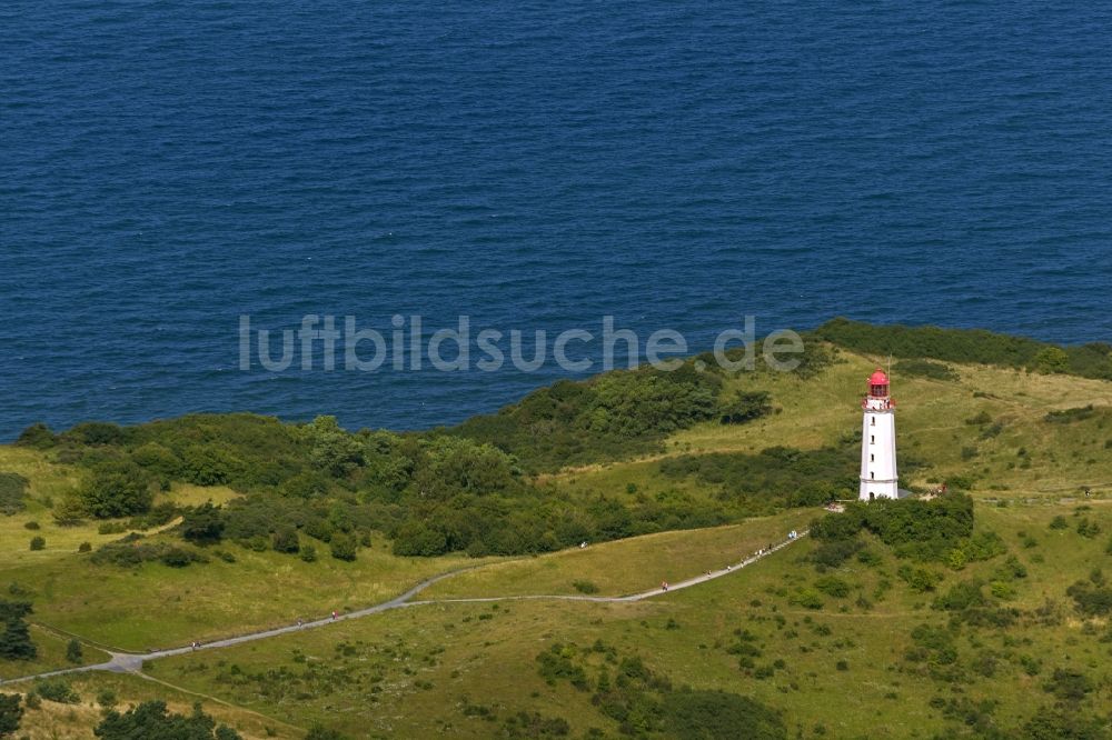 Hiddensee aus der Vogelperspektive: Schlukswiekberg mit Leuchtturm Dornbusch auf der Nordspitze der Insel Hiddensee im Bundesland Mecklenburg-Vorpommern