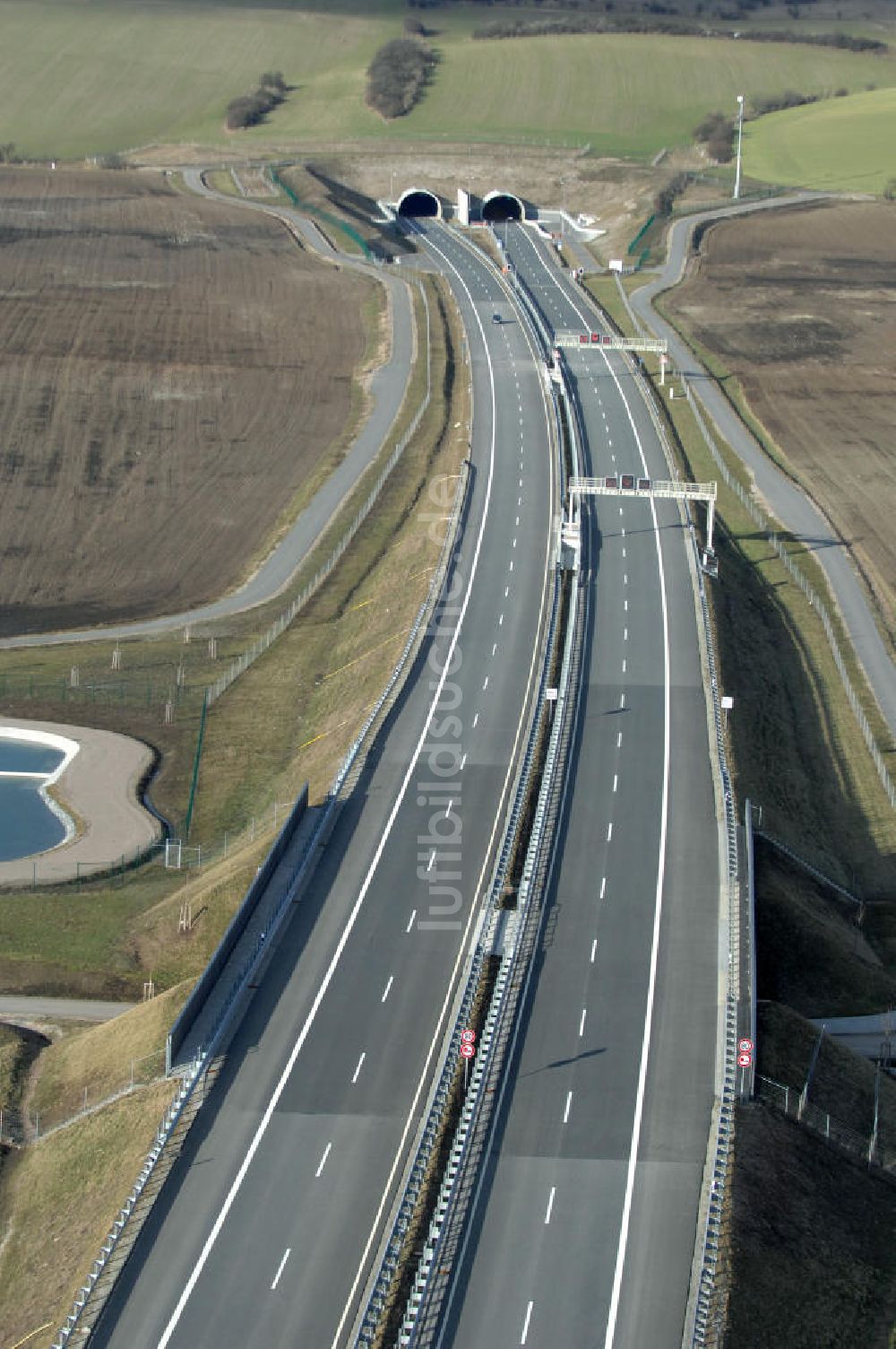 Luftbild Oberheldrungen - Schmücketunnel im Bereich der neuen Trassenführung der Autobahn A71 - Schmücketunnel in the new route of the A71 motorway