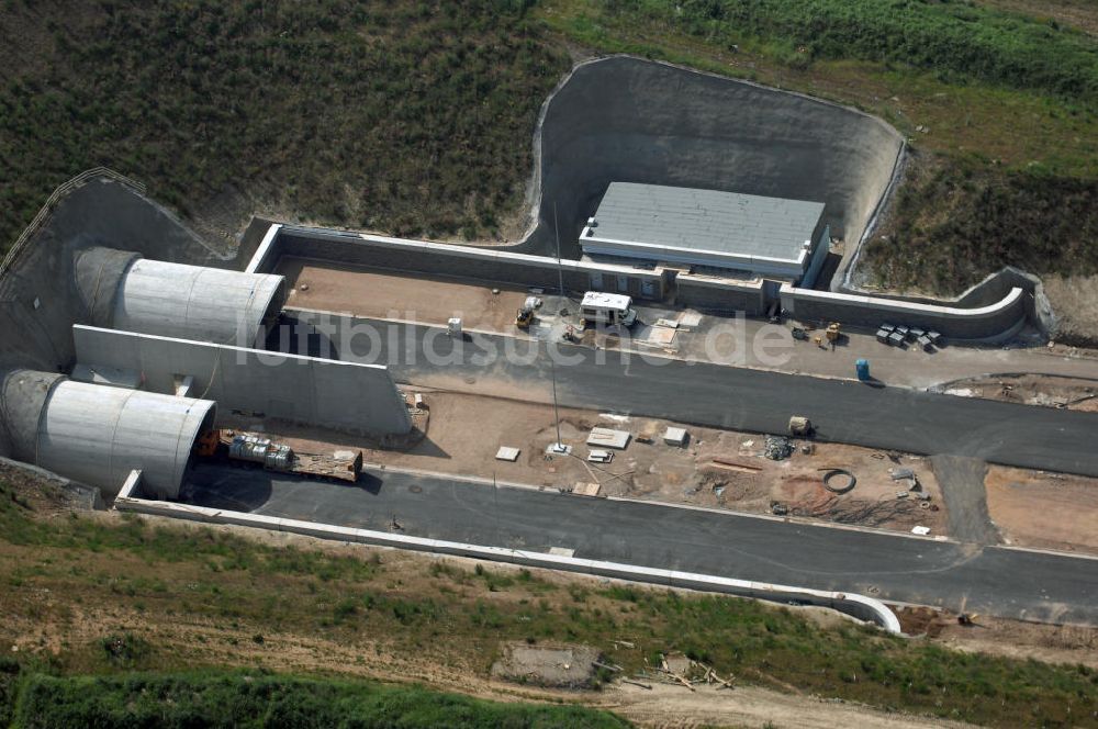 Oberheldrungen von oben - Schmücketunnel im Bereich der neuen Trassenführung der Autobahn A71 südwestlich von Harras / Oberheldrungen in Thüringen