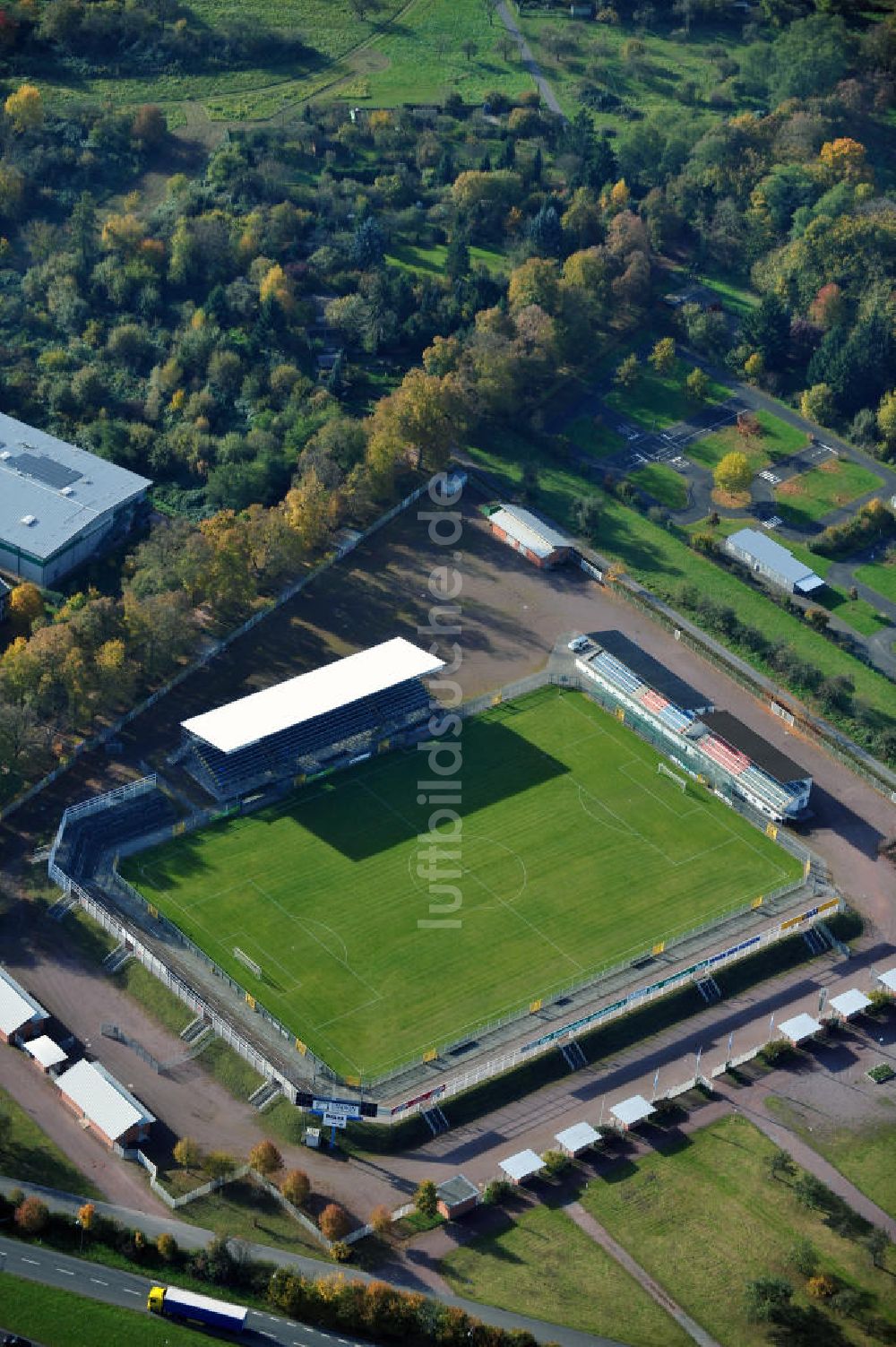 Aschaffenburg von oben - Schönbusch Stadion Aschaffenburg Bayern