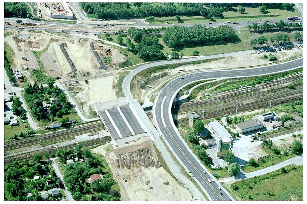 Schönefeld aus der Vogelperspektive: Schönefeld Autobahnbrücke