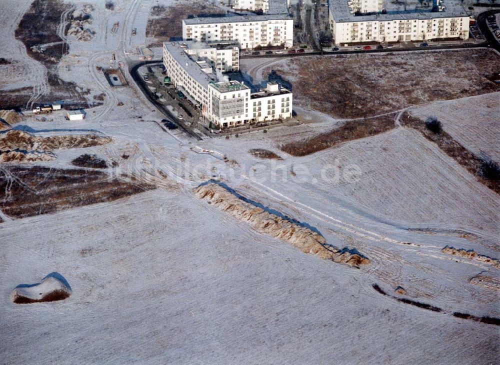 Luftbild Schönefeld - Schönefeld-Brandenburg Gewerbe- und Wohngebiet Roncasa der HVB Projekt GmbH westlich des S- und Fernbahnhofes Schönefeld 08