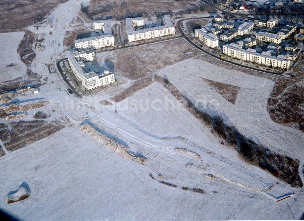 Luftaufnahme Schönefeld - Schönefeld-Brandenburg Gewerbe- und Wohngebiet Roncasa der HVB Projekt GmbH westlich des S- und Fernbahnhofes Schönefeld 08