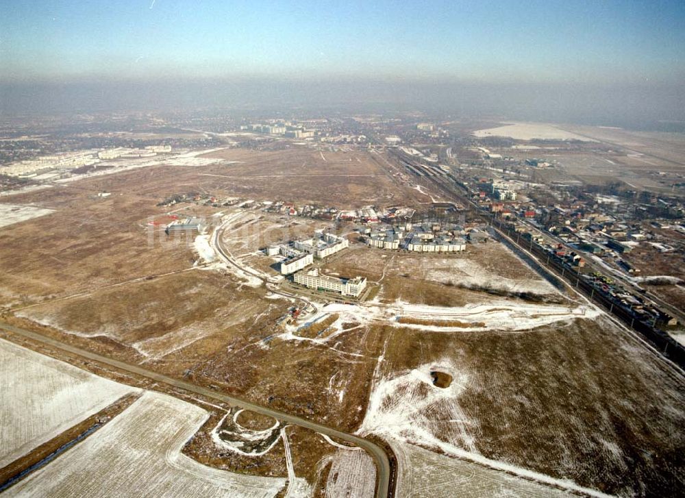 Luftbild Schönefeld / BRB - Schönefeld - Brandenburg Gewerbe- und Wohngebiet Roncasa der HVB Projekt GmbH westlich des S- und Fernbahnhofes Schönefeld