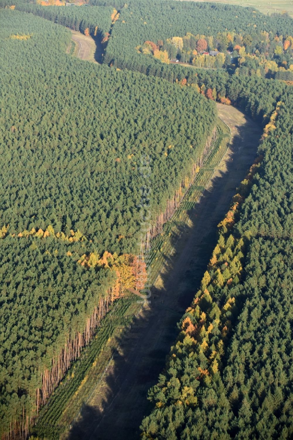 Storkowfurt von oben - Schneisen- und Streckenverlauf der unterirdischen Gasleitungstrasse in Storkowfurt im Bundesland Brandenburg