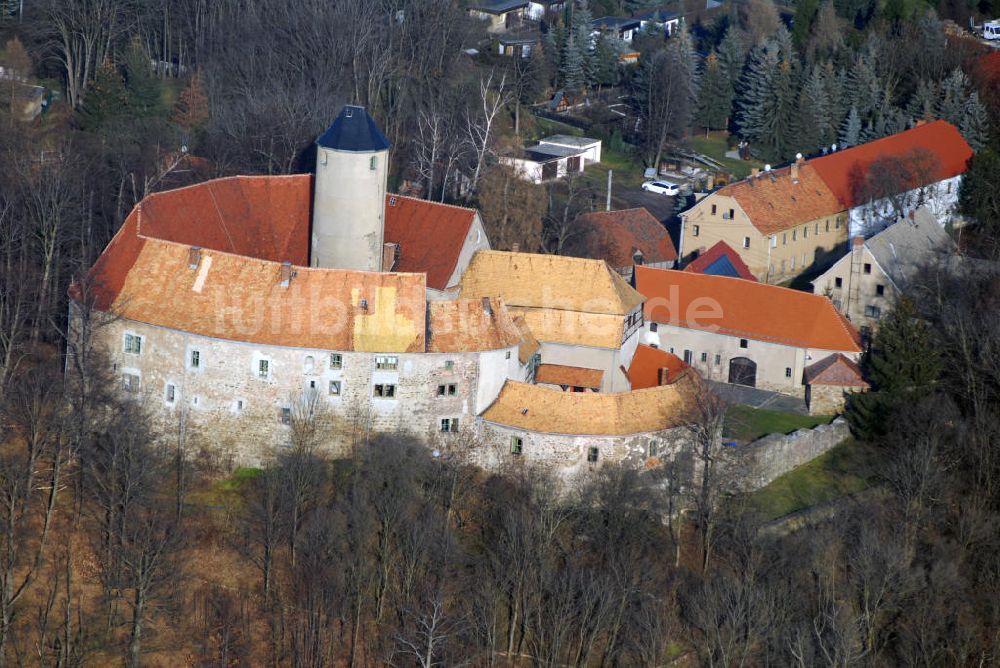 Schönfels aus der Vogelperspektive: Schönfels Blick auf Burg Schönfels