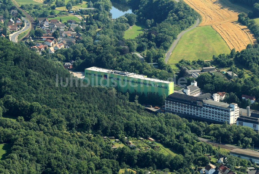 Saalfeld/Saale von oben - Schokoladewerk Saalfeld im Bundesland Thüringen