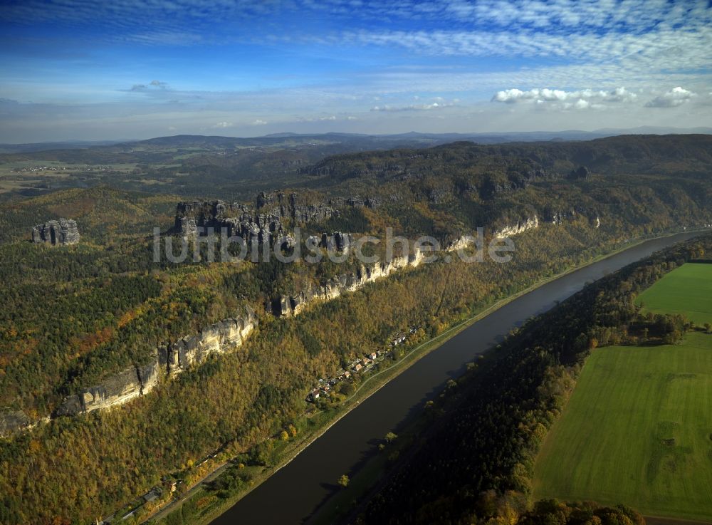 Kirnitzschtal aus der Vogelperspektive: Schrammsteine im Elbsandsteingebirge im Bundesland Sachsen