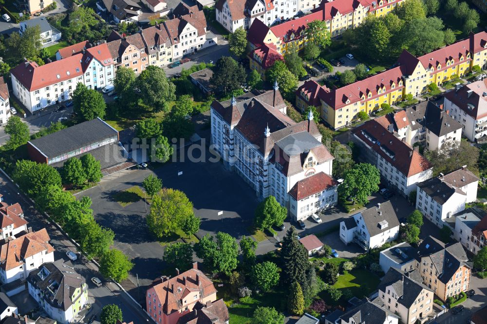 Luftbild Bielefeld - Schulgebäude Abendgymnasium in Bielefeld im Bundesland Nordrhein-Westfalen, Deutschland