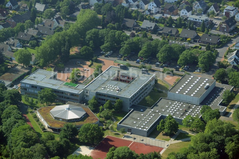 Gütersloh aus der Vogelperspektive: Schulgebäude der Anne-Frank-Schule in Gütersloh im Bundesland Nordrhein-Westfalen