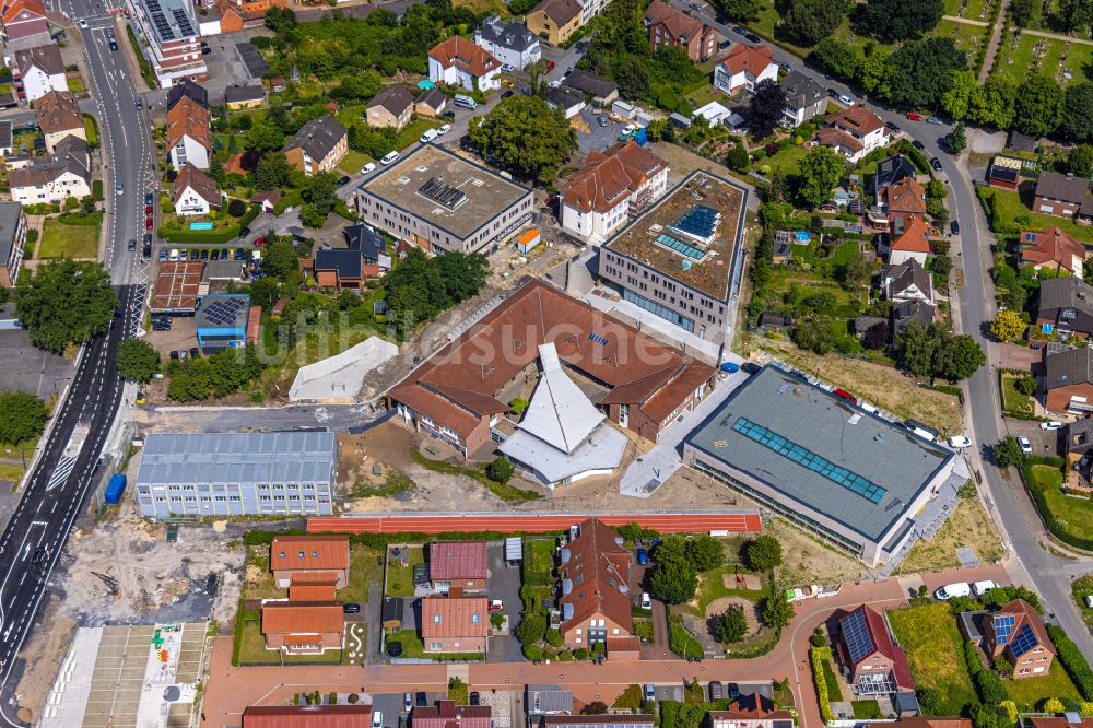 Luftbild Hamm - Schulgebäude der Arnold-Freymuth-Gesamtschule der Stadt Hamm An der Falkschule im Ortsteil Herringen in Hamm im Bundesland Nordrhein-Westfalen, Deutschland