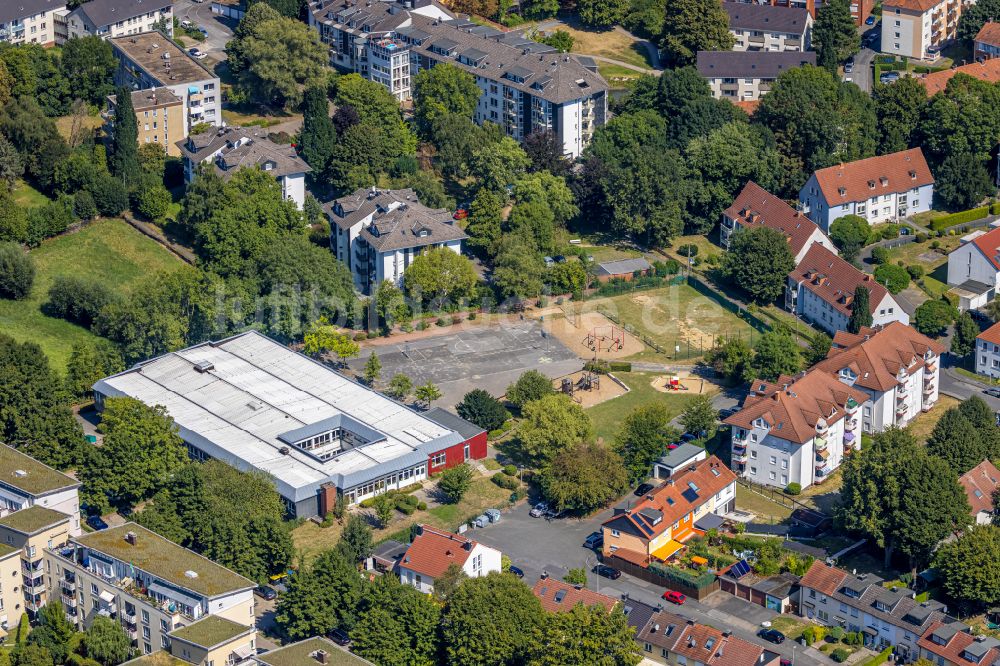 Luftaufnahme Witten - Schulgebäude Baedekerschule in Witten im Bundesland Nordrhein-Westfalen, Deutschland