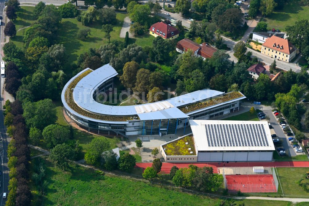 Luftaufnahme Hoyerswerda - Schulgebäude Christliche Schule Johanneum in Hoyerswerda im Bundesland Sachsen, Deutschland