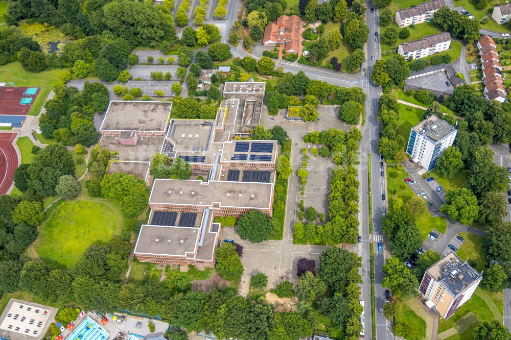 Luftaufnahme Soest - Schulgebäude Conrad-von-Soest-Gymnasium in Soest im Bundesland Nordrhein-Westfalen, Deutschland