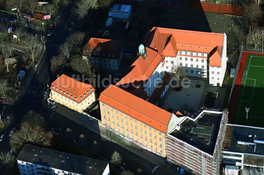 Berlin von oben - Schulgebäude der Emanuel-Lasker-Oberschule in der Modersohnstraße in Berlin, Deutschland