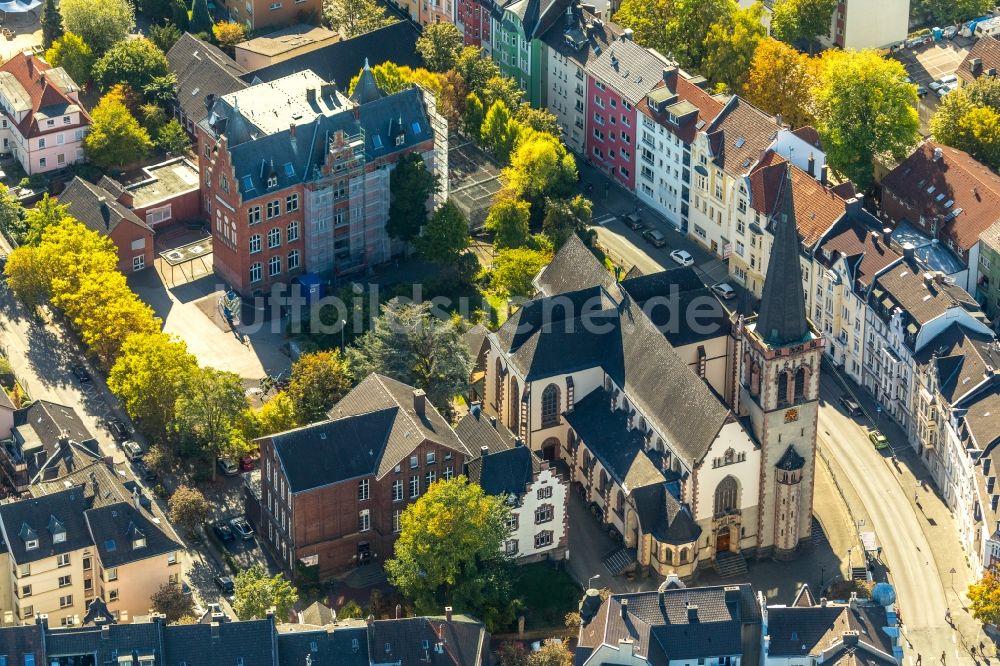 Hagen aus der Vogelperspektive: Schulgebäude der Emil-Schumacher-Schule in Hagen im Bundesland Nordrhein-Westfalen, Deutschland