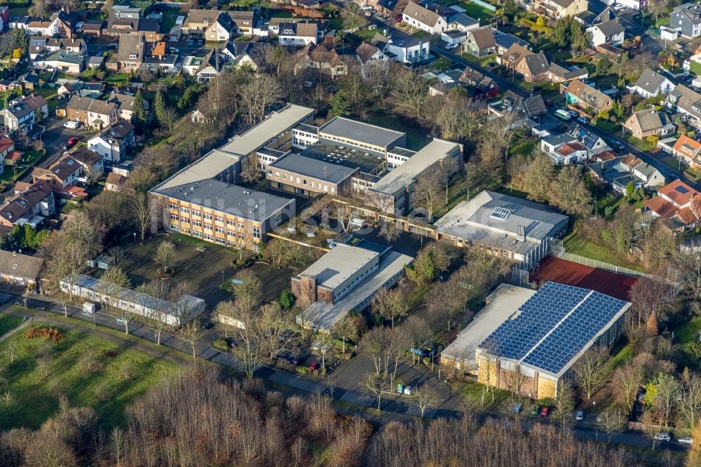 Herne von oben - Schulgebäude der Erich-Fried-Gesamtschule in Herne im Bundesland Nordrhein-Westfalen, Deutschland