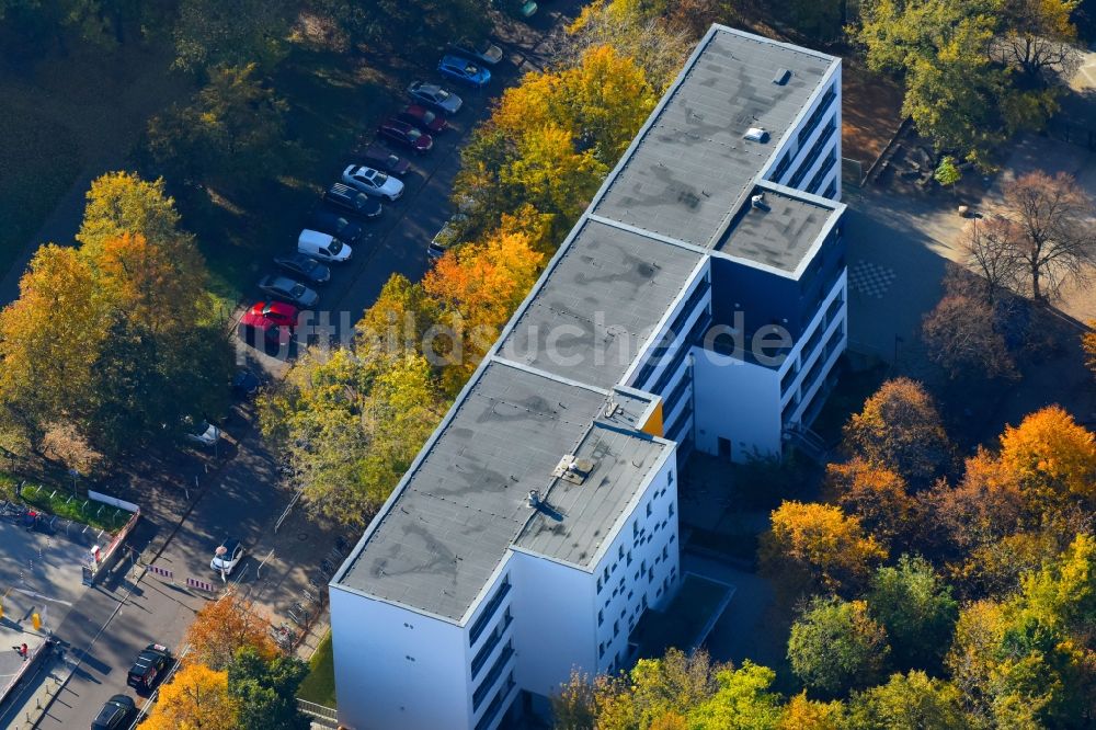 Luftbild Berlin - Schulgebäude der Evangelische Schule Berlin-Mitte in Berlin, Deutschland