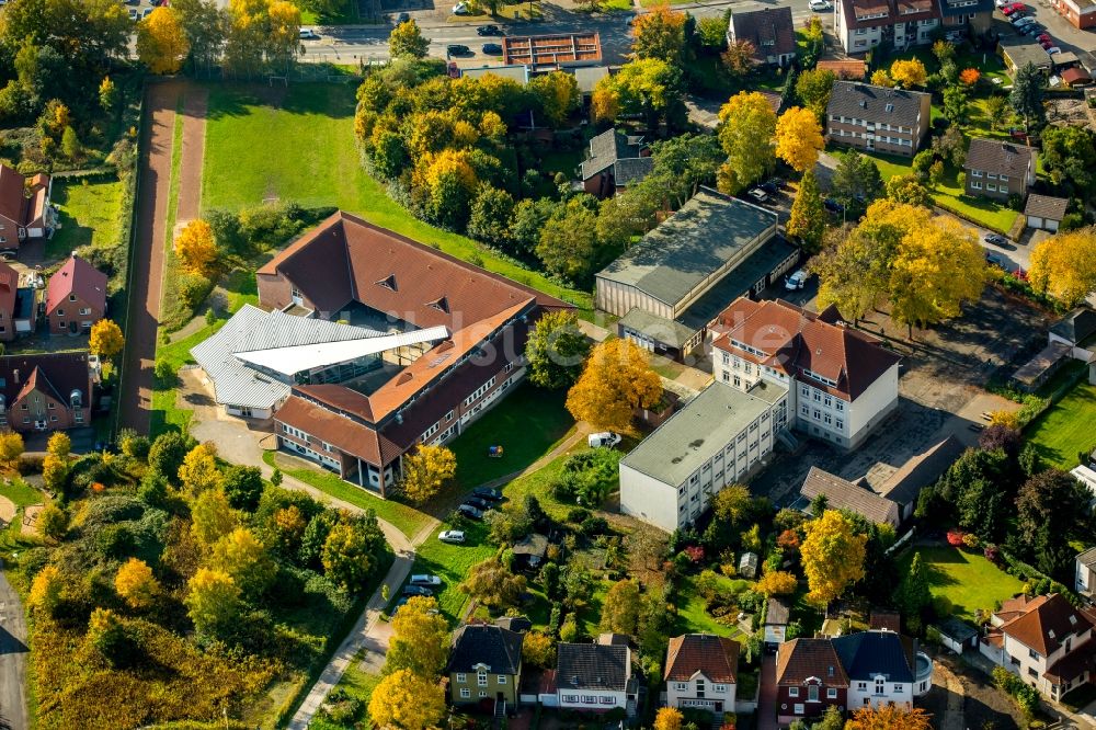 Luftaufnahme Hamm - Schulgebäude der Falkschule in Hamm im Bundesland Nordrhein-Westfalen