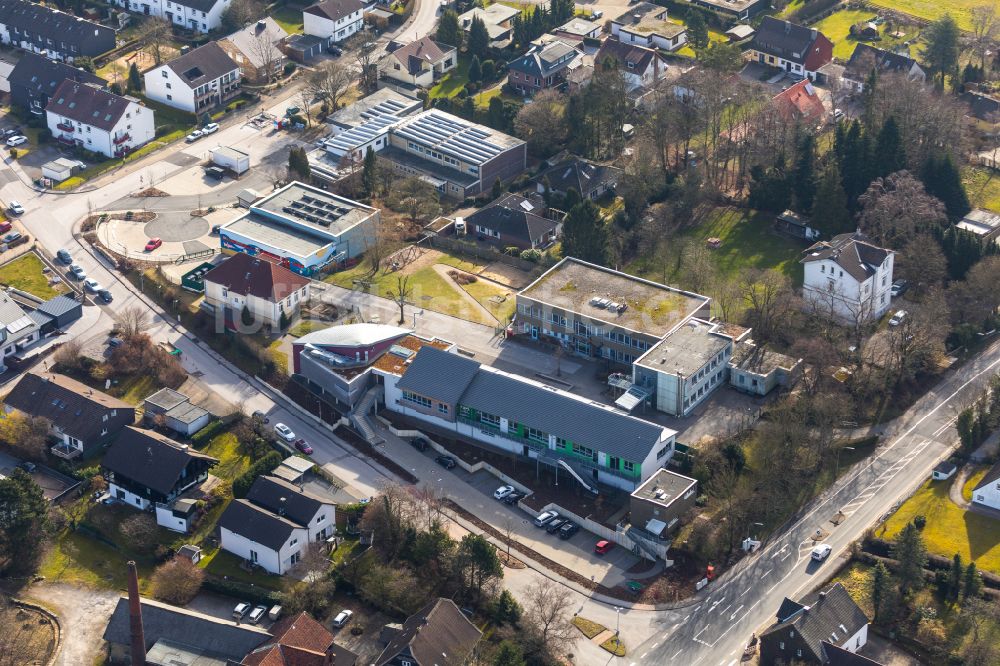 Luftaufnahme Hiddinghausen - Schulgebäude der Förderschule in Hiddinghausen im Bundesland Nordrhein-Westfalen, Deutschland