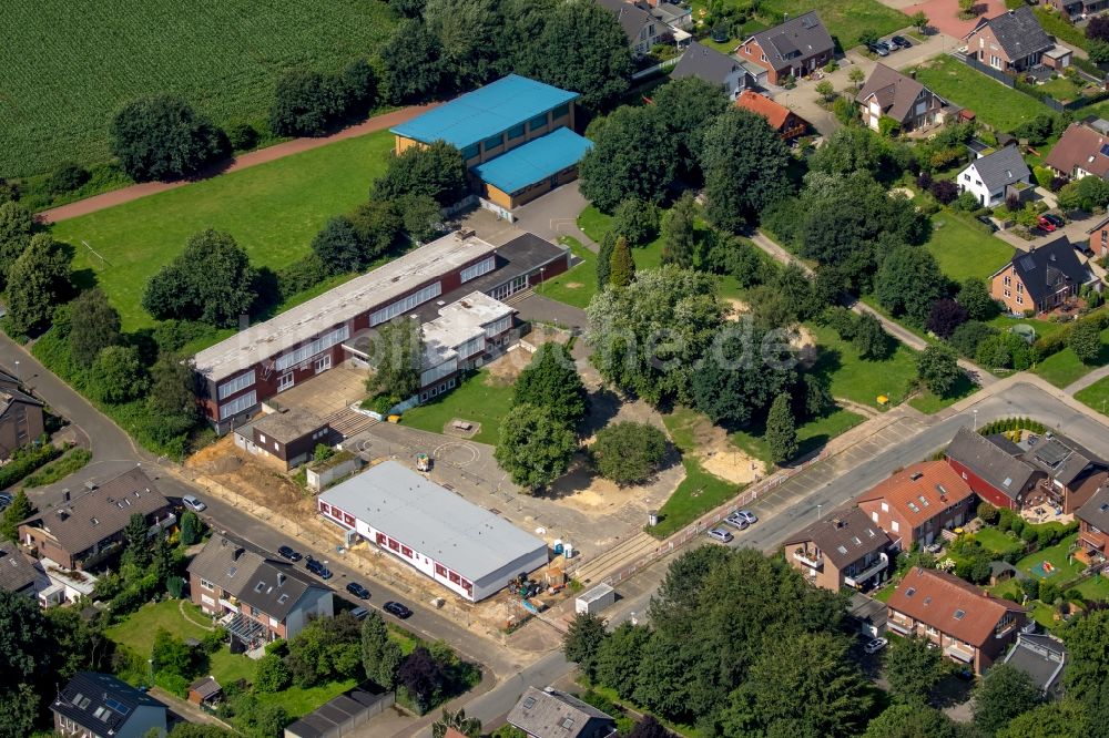 Haltern am See aus der Vogelperspektive: Schulgebäude der Freiherr- von Eichendorff- Schule Katholische Grundschule in Haltern am See im Bundesland Nordrhein-Westfalen