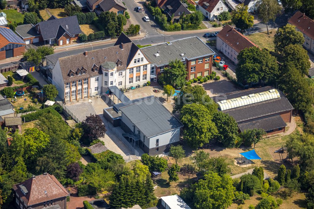 Luftaufnahme Hamm - Schulgebäude der Freiligrathschule in Hamm im Bundesland Nordrhein-Westfalen, Deutschland