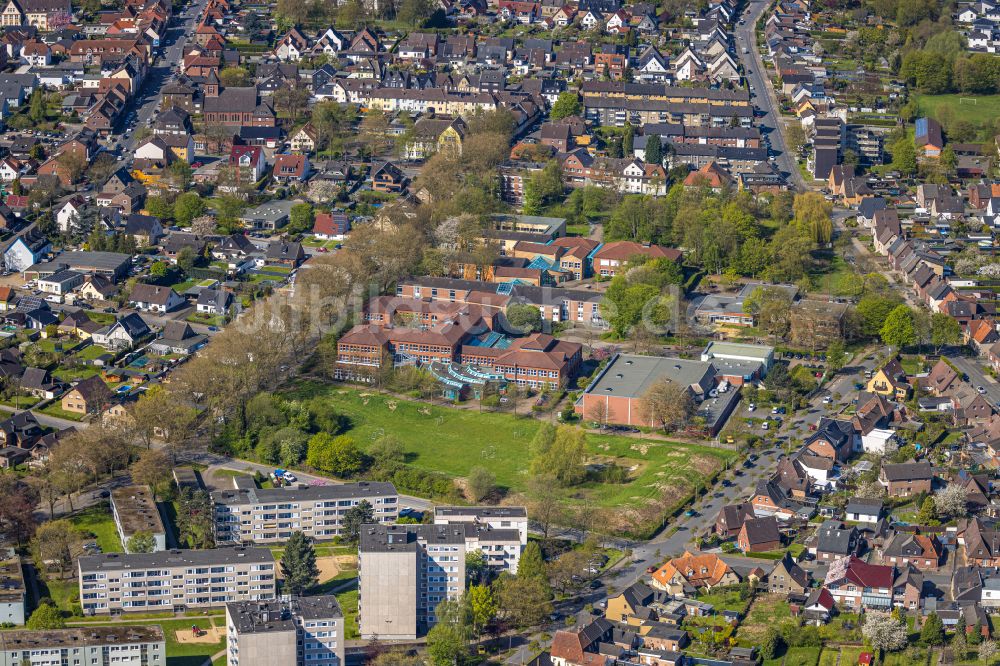 Luftaufnahme Hamm - Schulgebäude der Gebrüder-Grimm-Schule in Hamm im Bundesland Nordrhein-Westfalen