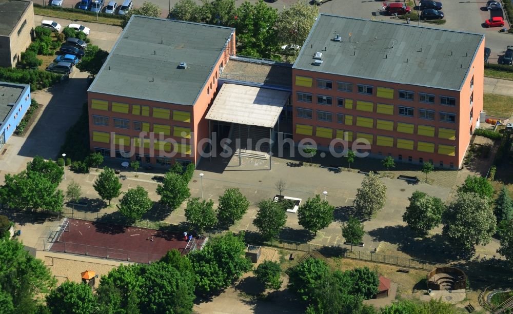 Luftbild Magdeburg - Schulgebäude der Grundschule Am Brückfeld in Magdeburg im Bundesland Sachsen-Anhalt