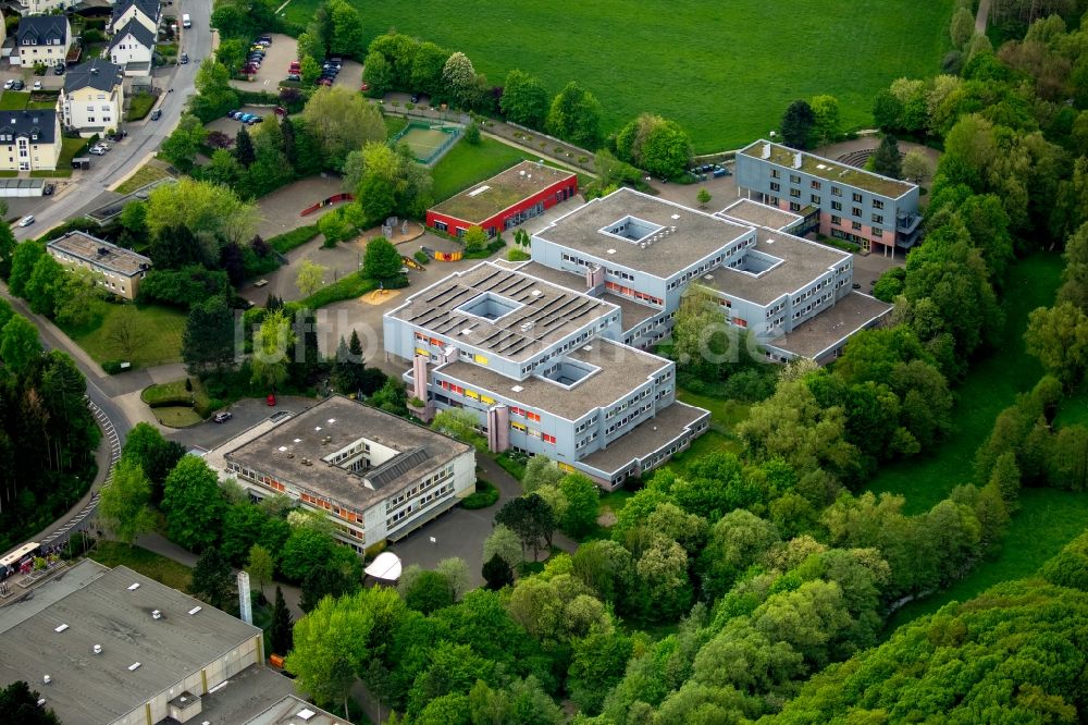 Gevelsberg aus der Vogelperspektive: Schulgebäude der Grundschule, des Gymnasium und der Hauptschule in Gevelsberg im Bundesland Nordrhein-Westfalen