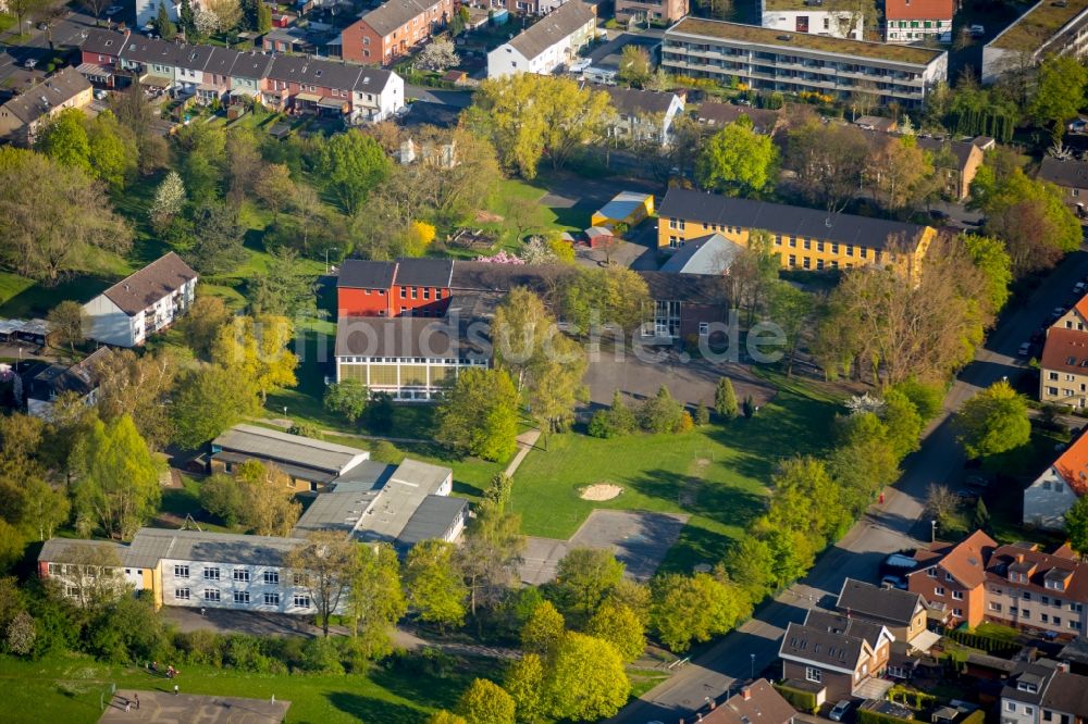 Luftbild Hamm - Schulgebäude der Gutenbergschule im Stadtteil Hamm-Heessen von Hamm im Bundesland Nordrhein-Westfalen