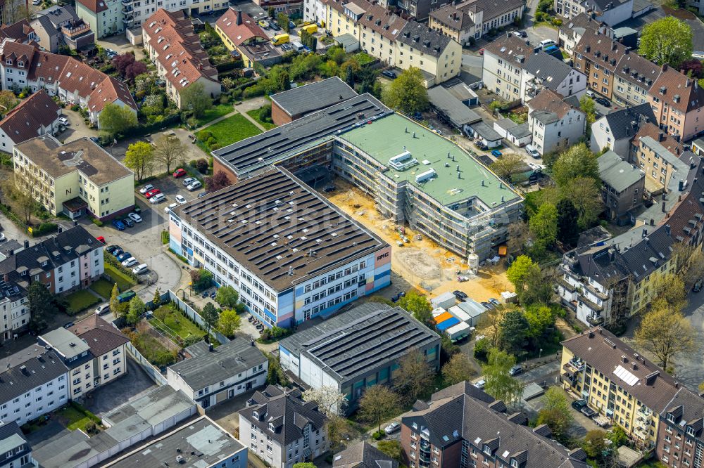 Witten aus der Vogelperspektive: Schulgebäude des Gymnasium Albert-Martmöller-Gymnasium in Witten im Bundesland Nordrhein-Westfalen, Deutschland