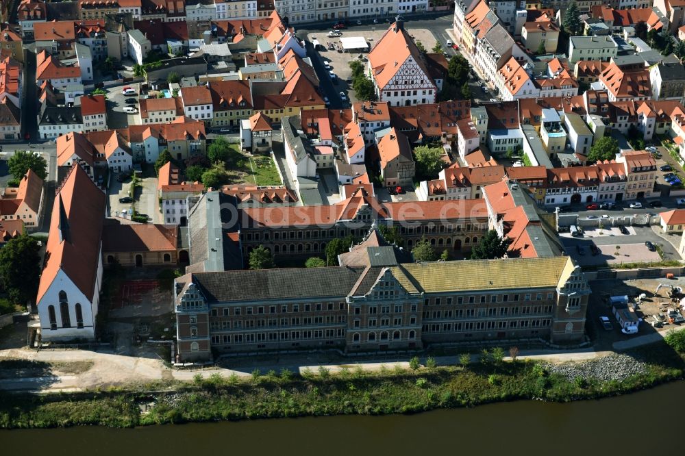 Grimma aus der Vogelperspektive: Schulgebäude des Gymnasium St. Augustin an der Klosterstraße in Grimma im Bundesland Sachsen