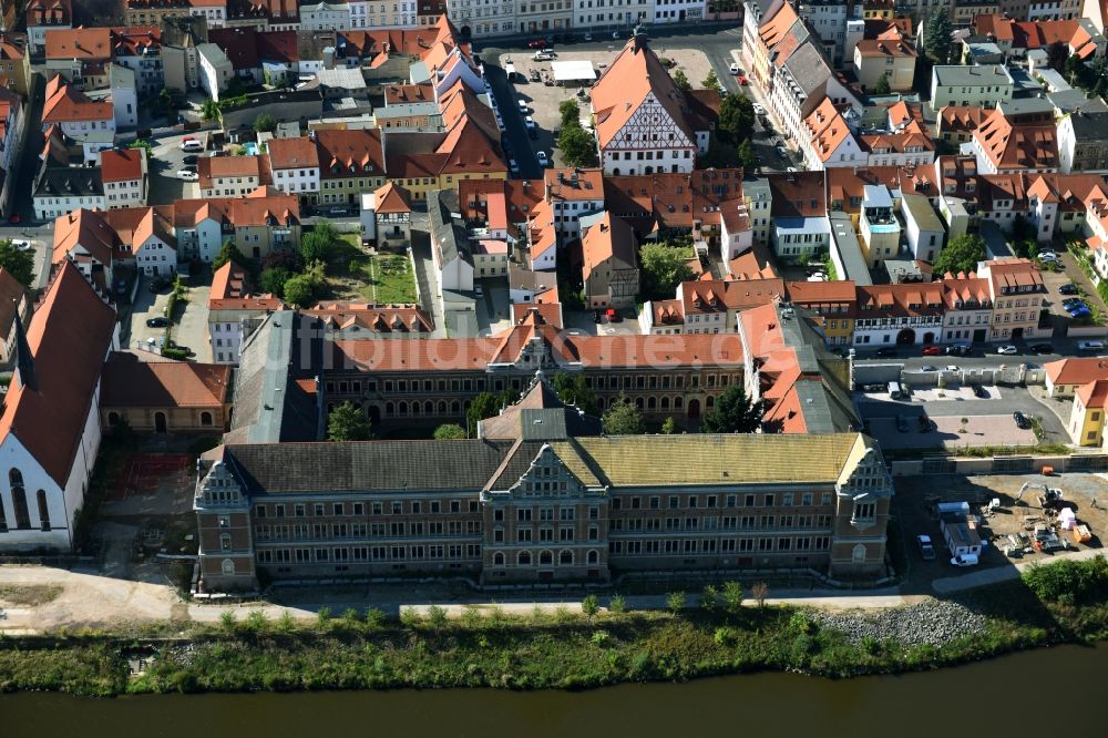 Luftaufnahme Grimma - Schulgebäude des Gymnasium St. Augustin an der Klosterstraße in Grimma im Bundesland Sachsen