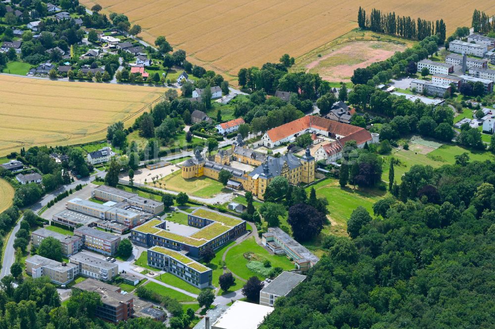 Eringerfeld von oben - Schulgebäude des Gymnasium in Eringerfeld im Bundesland Nordrhein-Westfalen, Deutschland