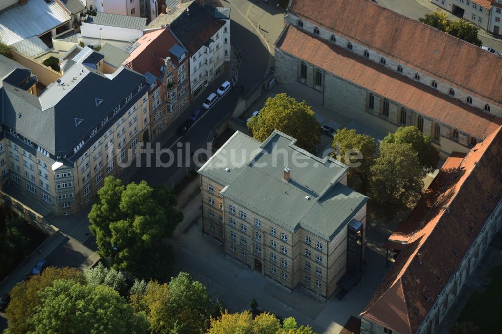 Luftaufnahme Erfurt - Schulgebäude des Gymnasium Evangelisches Ratsgymnasium an der Meister-Eckehart-Straße in Erfurt im Bundesland Thüringen