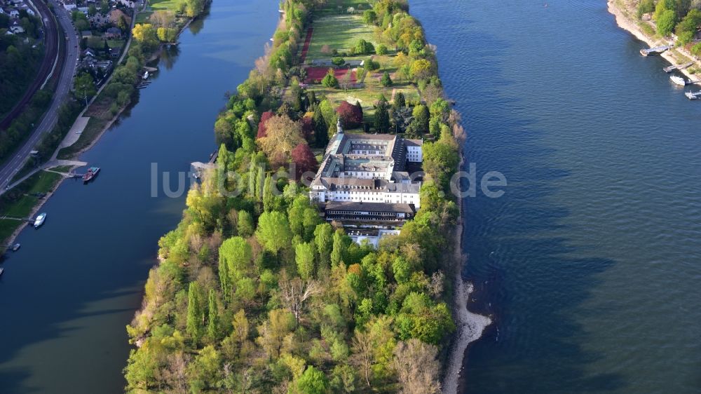 Remagen aus der Vogelperspektive: Schulgebäude des Gymnasium Franziskus-Gymnasium auf der Insel Nonnenwerth im Ortsteil Rolandswerth in Remagen im Bundesland Rheinland-Pfalz, Deutschland