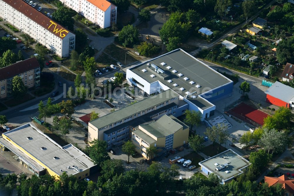 Luftbild Teltow - Schulgebäude des Gymnasium Immanuel-Kant-Gymnasium in Teltow im Bundesland Brandenburg, Deutschland