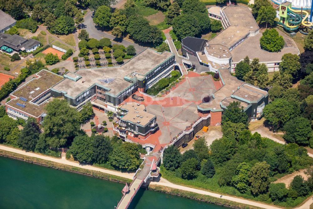 Dorsten aus der Vogelperspektive: Schulgebäude des Gymnasium Petrinum in Dorsten im Bundesland Nordrhein-Westfalen, Deutschland