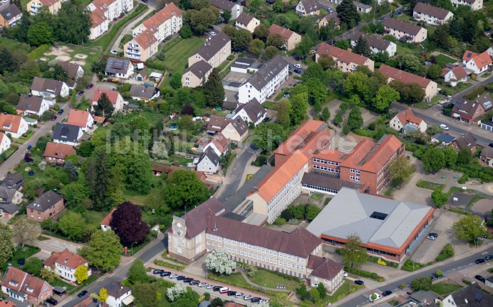 Walsrode aus der Vogelperspektive: Schulgebäude des Gymnasium in Walsrode im Bundesland Niedersachsen, Deutschland